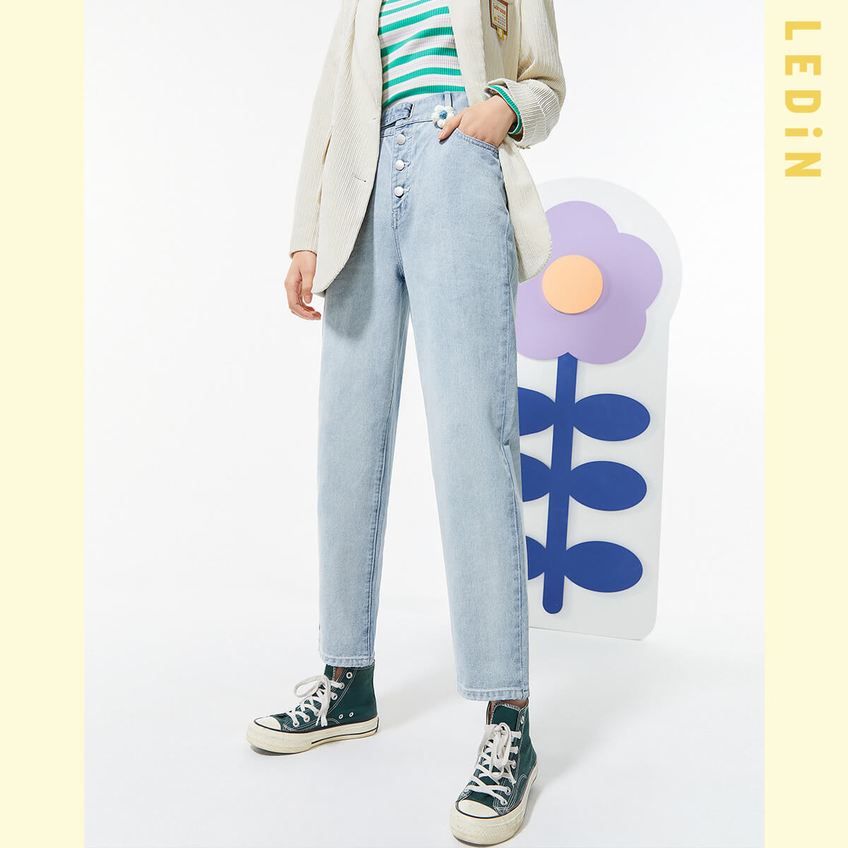 直筒牛仔褲女春季新款褲子女裝童趣花花牛仔褲寬鬆